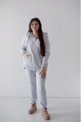 Костюм жіночий